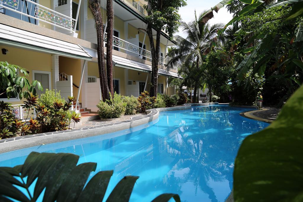 Naka Resort Kamala Beach Exterior photo